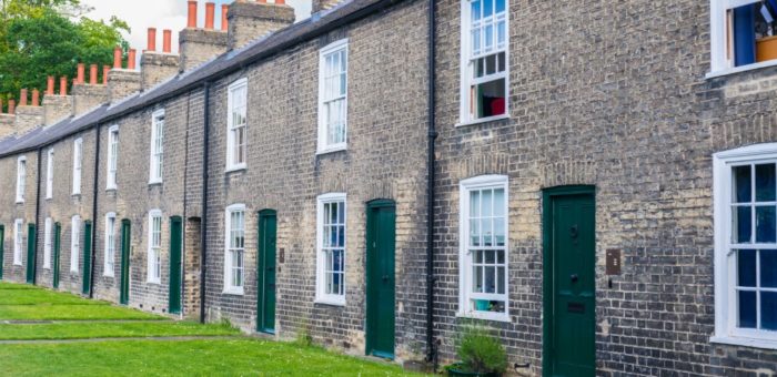 RP green colored doors on a local road in Cambridge L shutterstock_1106245376 | Garrington East Moving to Cambridge
